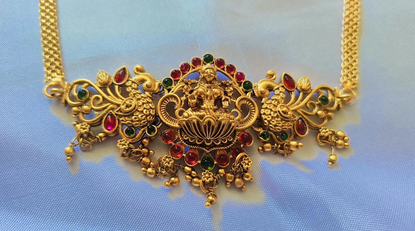 Lakshmi Antique Necklace with Earrings