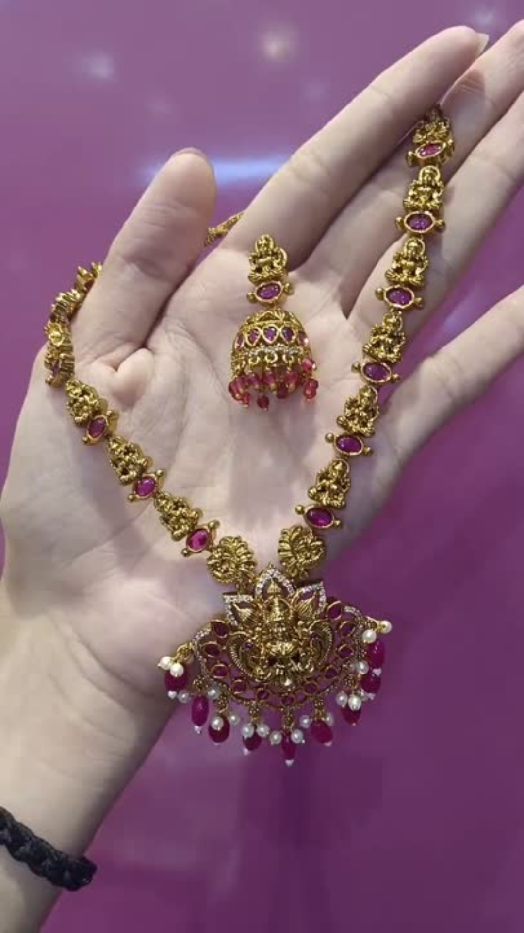Premium Temple Design Necklace Set RKN5