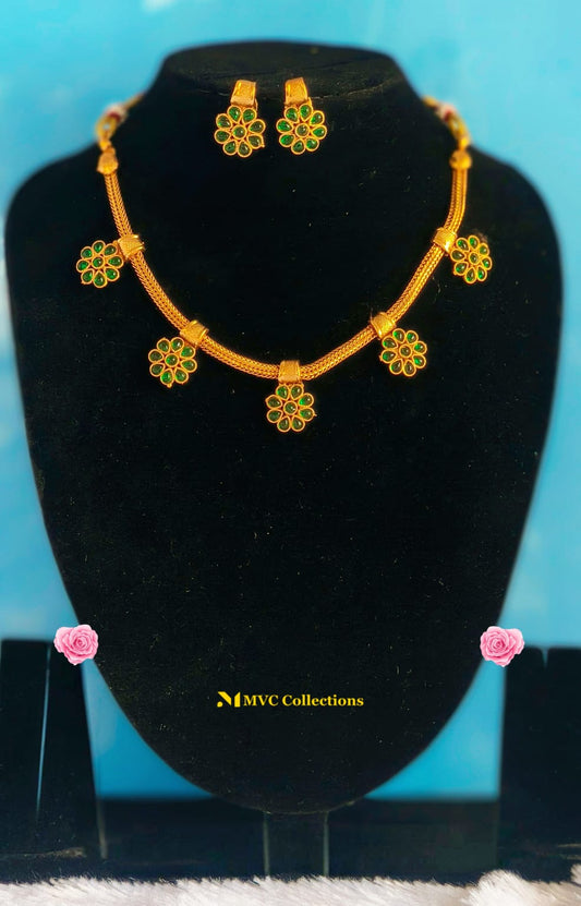 Flower Design Necklace Set MN3